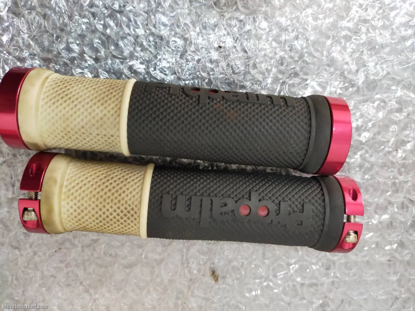 PROPALM USED 3 MONTH OLD GRIP LOCK ON TYPE USED