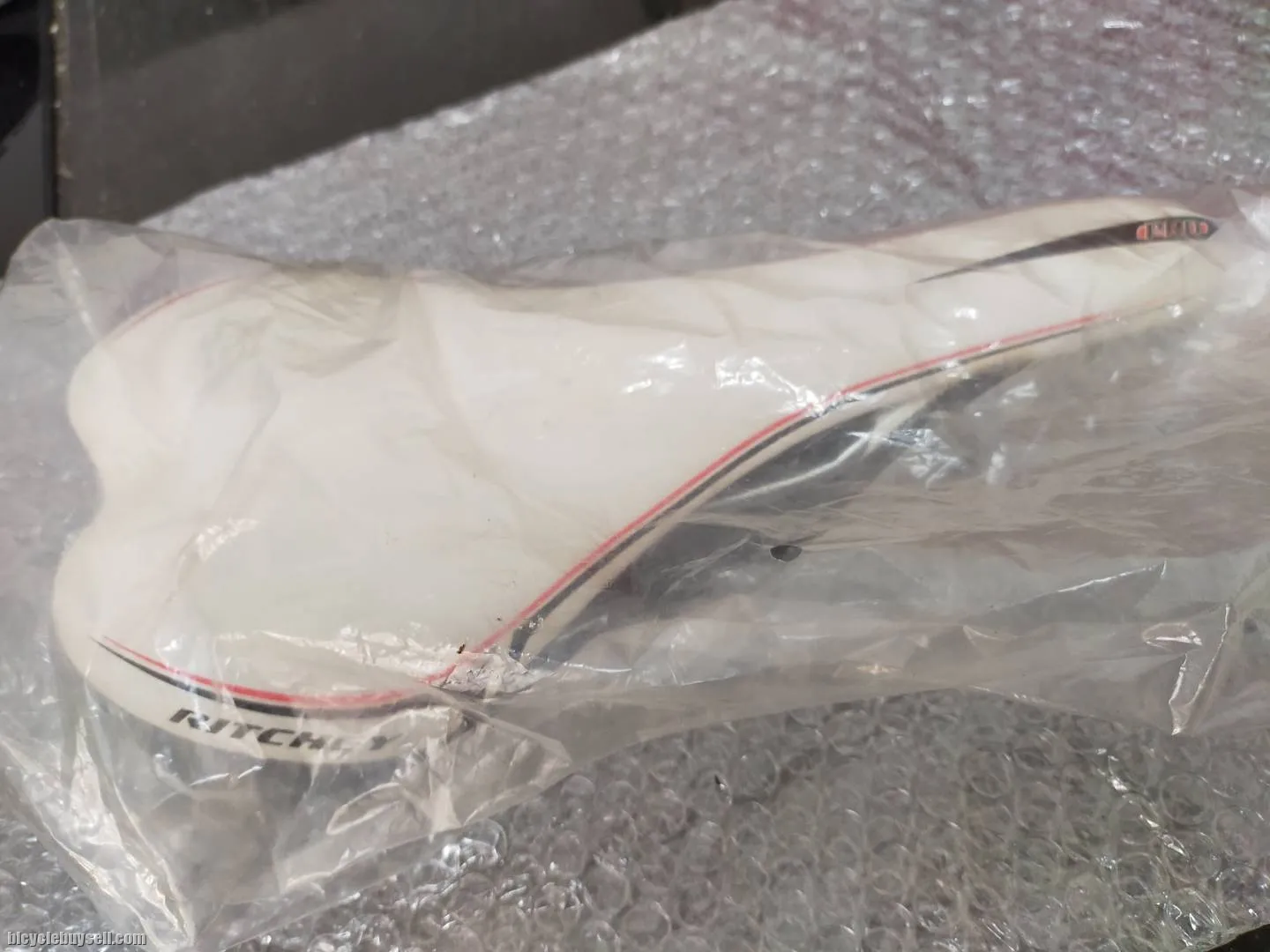 RITCHEY WCS SADDLE USED 2 MONTHS ONLY