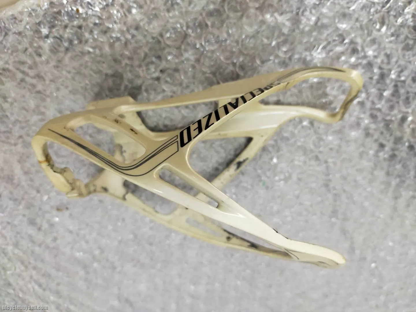 SPECIALIZED CAGE - USED ONE YEAR