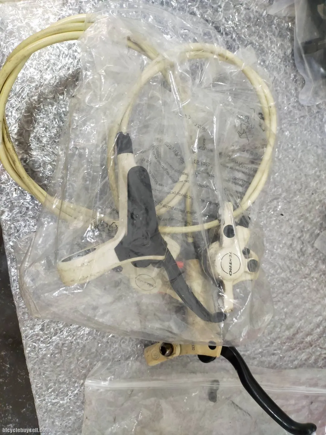 TEKTRO USED OLD BRAKE (NEED TO SERVICE)