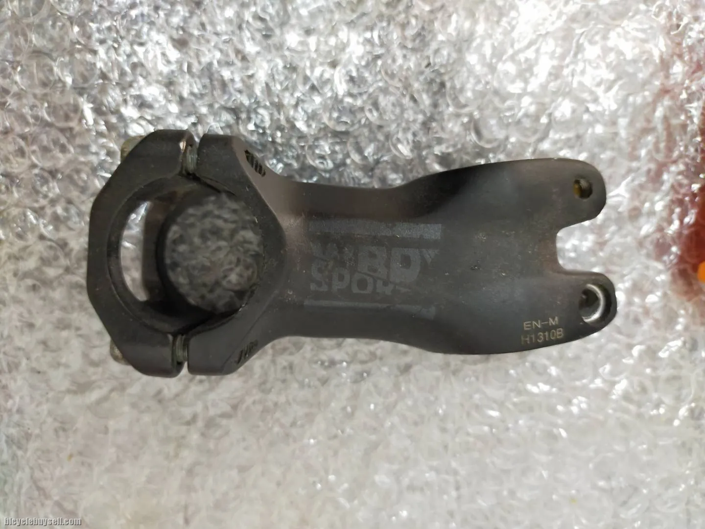 WBP STEM USED ONLY ONE RIDE - CHANGING CARBON STEM