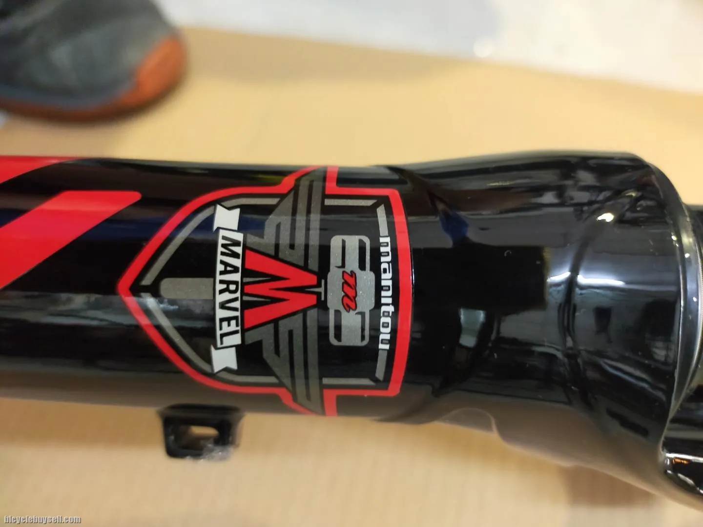 Manitou Marvel comp 2 1.7kg 100mm 27.5 fork last unit each clearance