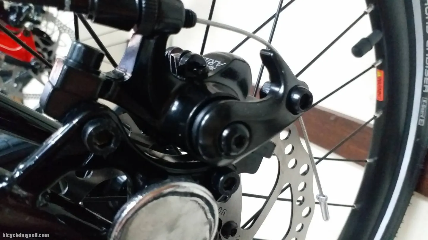 DAHON LAUNCH D8 20" FOLDING BIKE 8 SPEED
