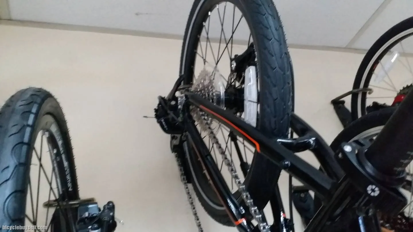 DAHON LAUNCH D8 20" FOLDING BIKE 8 SPEED