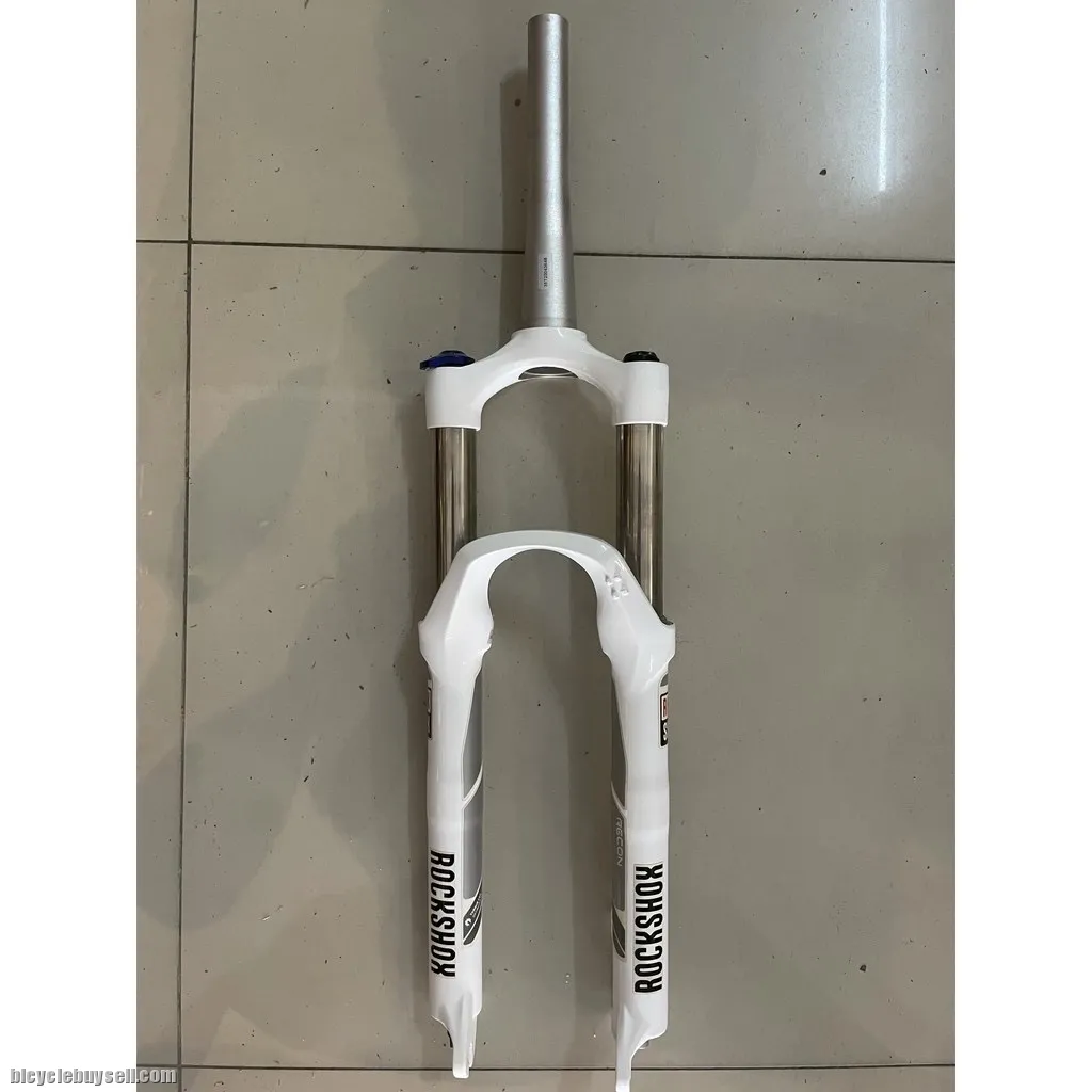 ROCK SHOX RECON 26ER TAPPERED STEERER 9MM QR DROP 120MM TRAVEL - LAST UNIT CLEARANCE TAKEN OUT FROM
