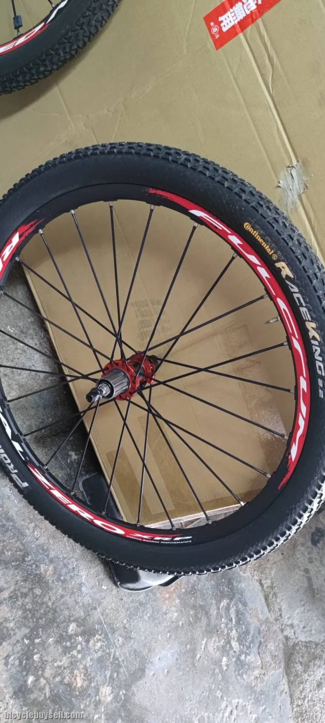 Fulcrum Red matel zero XRP 26"