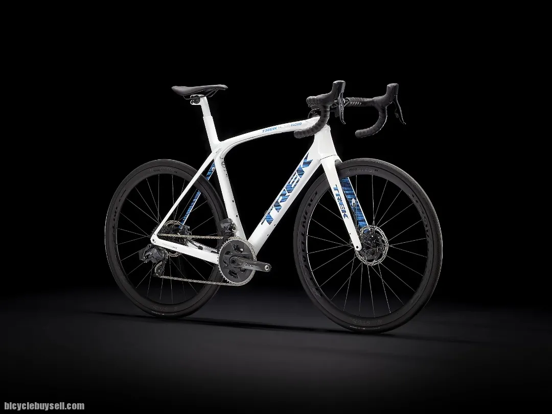TREK Domane SLR 7 eTap 2022 MODEL