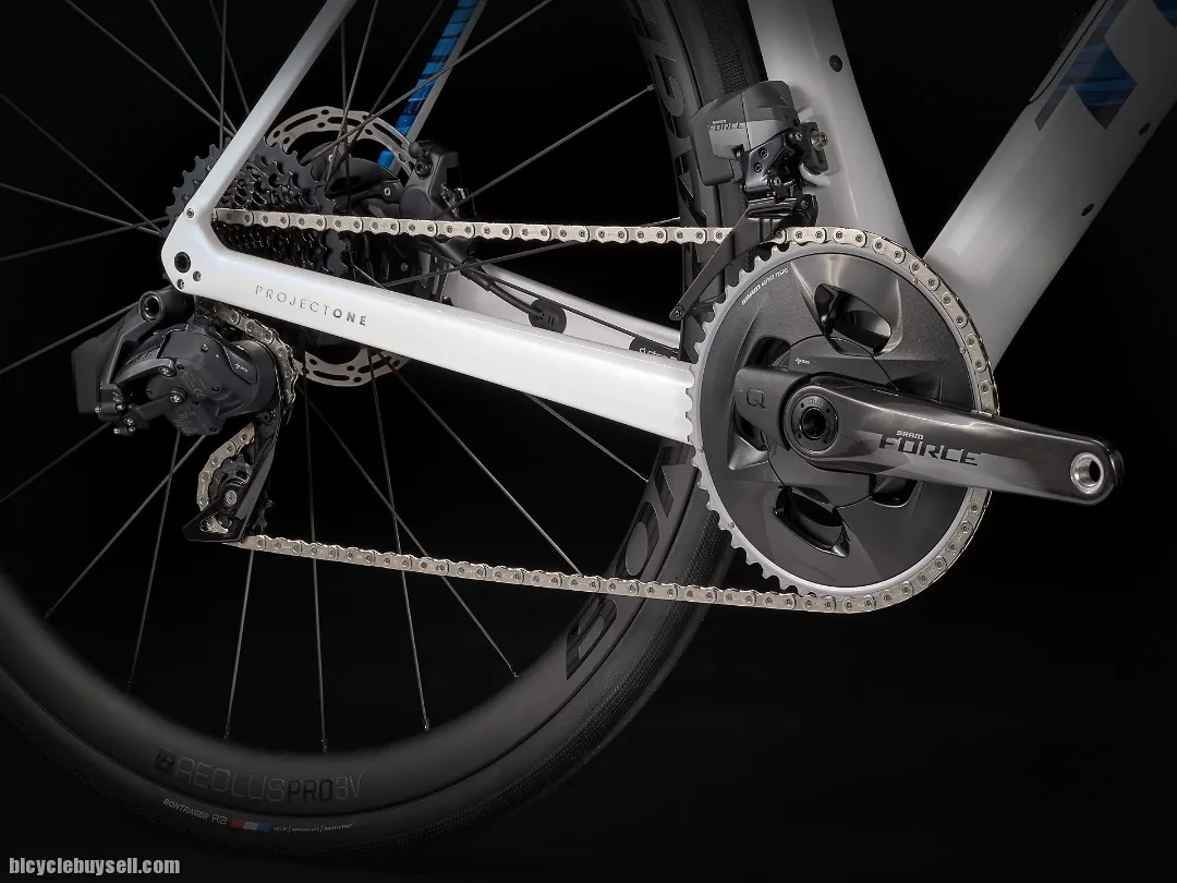 TREK Domane SLR 7 eTap 2022 MODEL