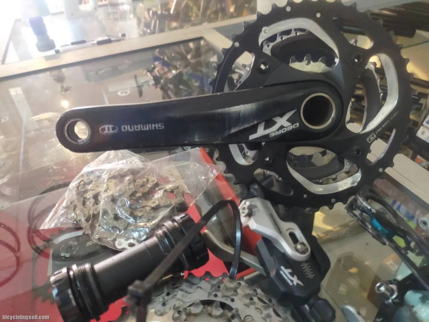 Shimano deore xt groupset 3*10sp, wat u see wat u get  (mileage less than 200km)
