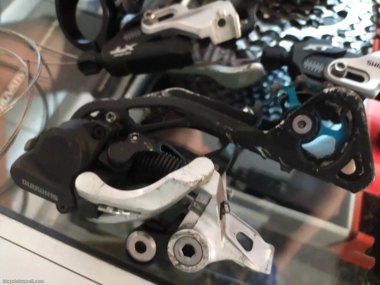 Shimano deore xt groupset 3*10sp, wat u see wat u get  (mileage less than 200km)