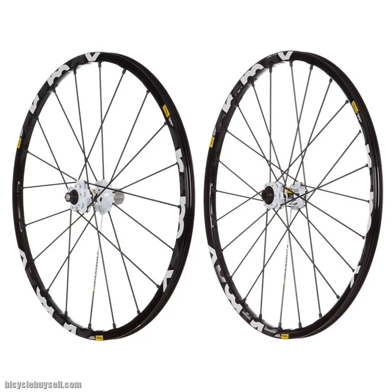 MAVIC CROSSMAX ST 650B 27.5 LAST SET CLEARANCE GENUINE GUARANTEED - ORIGINALLY SELLING RM3589
