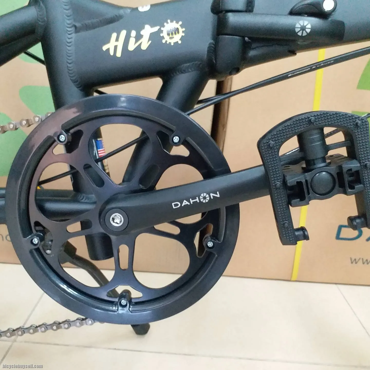 NEW DAHON HIT FOLDING BIKE 20" 6 SPEED