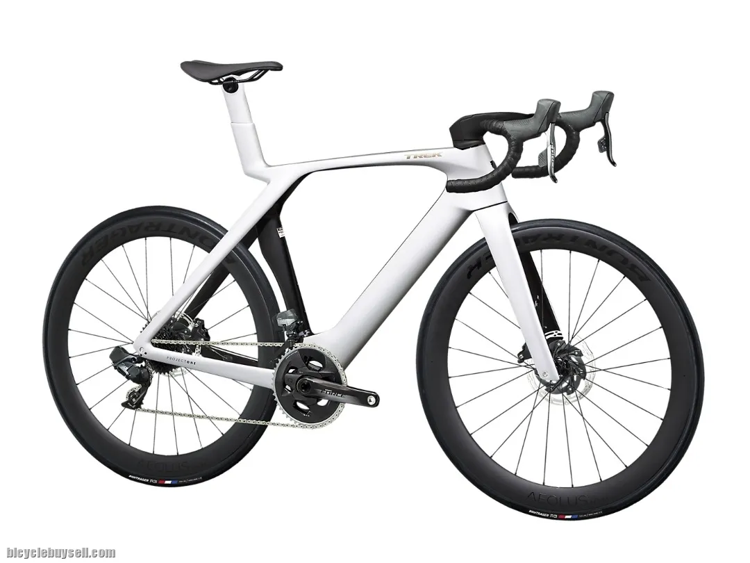 TREK Madone SLR 7 eTap Gen 7