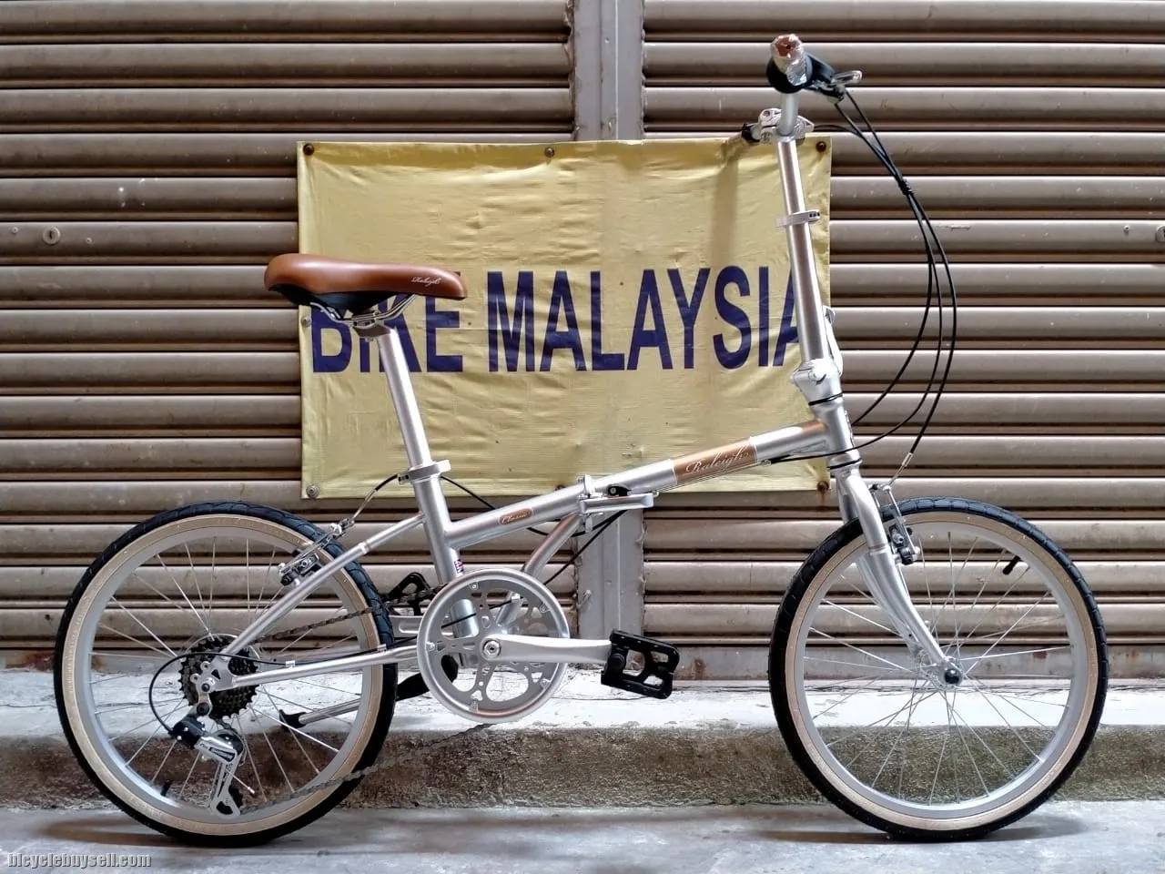 RALEIGH CLASSIC 20" FOLDING BIKE