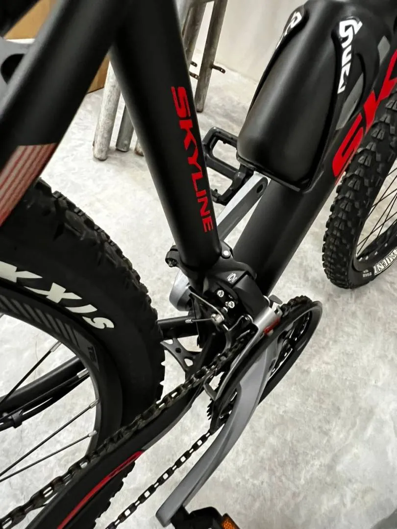 TRS SKYLINE MOUNTAIN BIKE