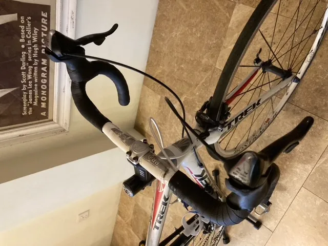 Trek Madone 2.3 Alpha road bike 2013
