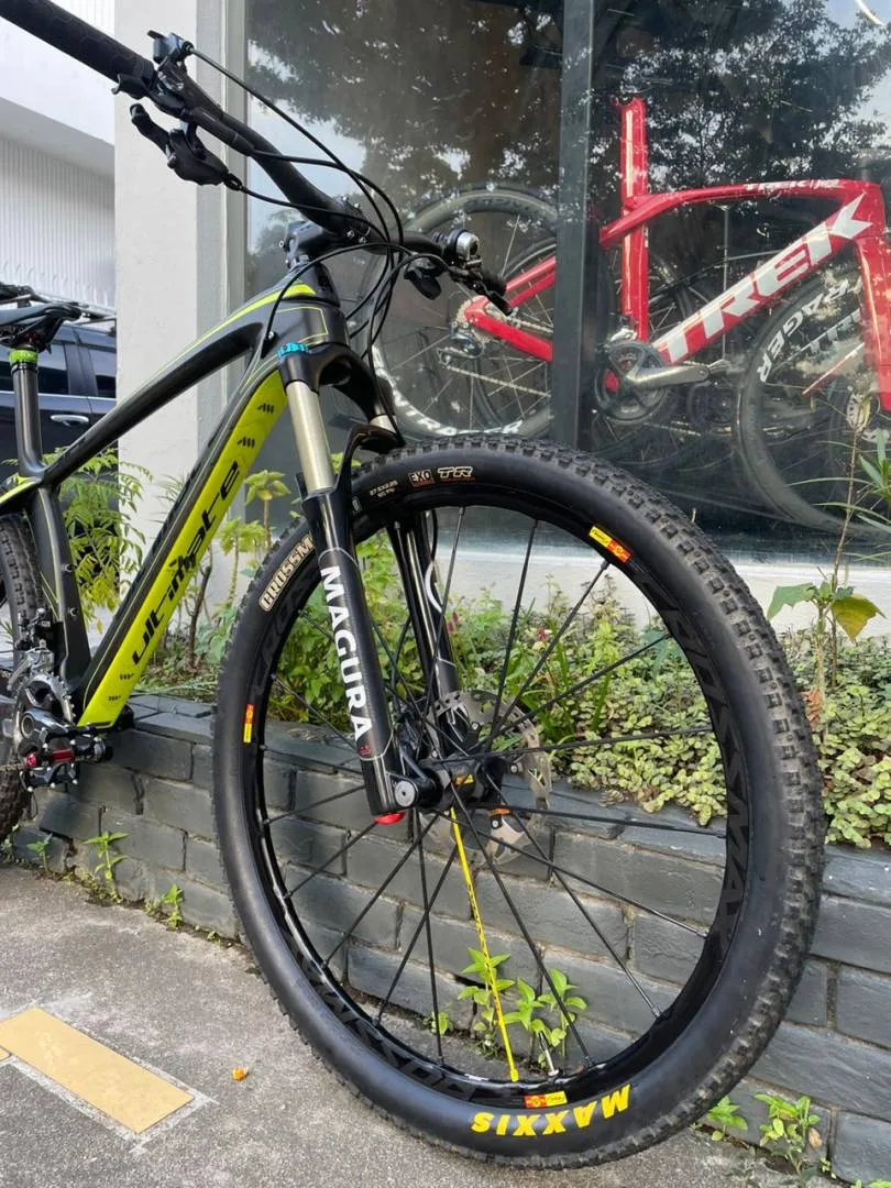 27.5" BH MTB CARBON BIKE CHEAP CHEAP SELLING !
