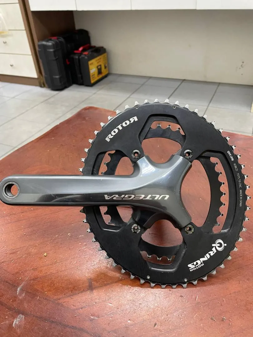 Ultegra R6800 172.5mm crank with Rotor oval Q ring 53/39