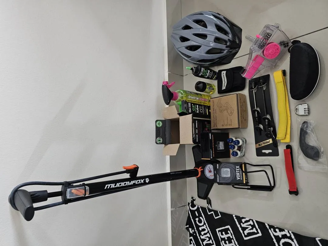 GIANT TCR ADV 2 KOM (2021) (M size)