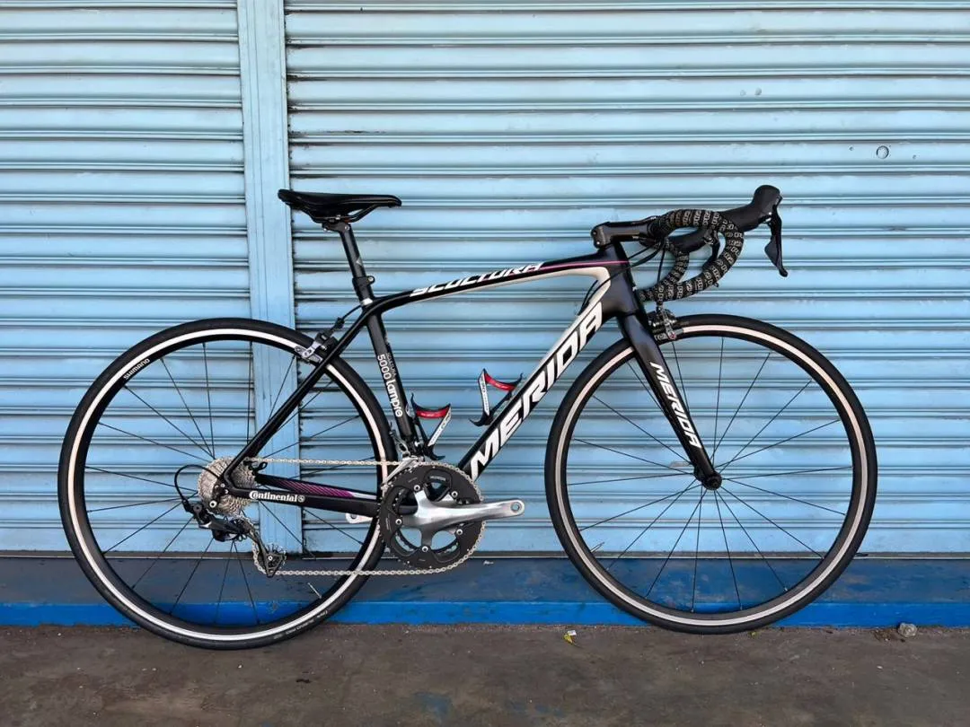 MERIDA SCULTURA ROADBIKE CARBON.