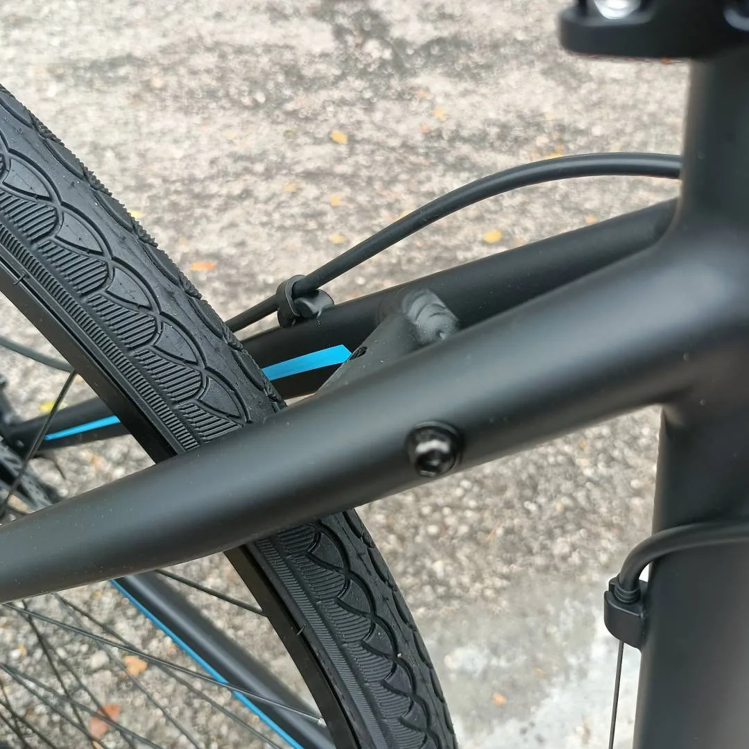 700CC REID URBAN X1 HYBRID CITY BIKE