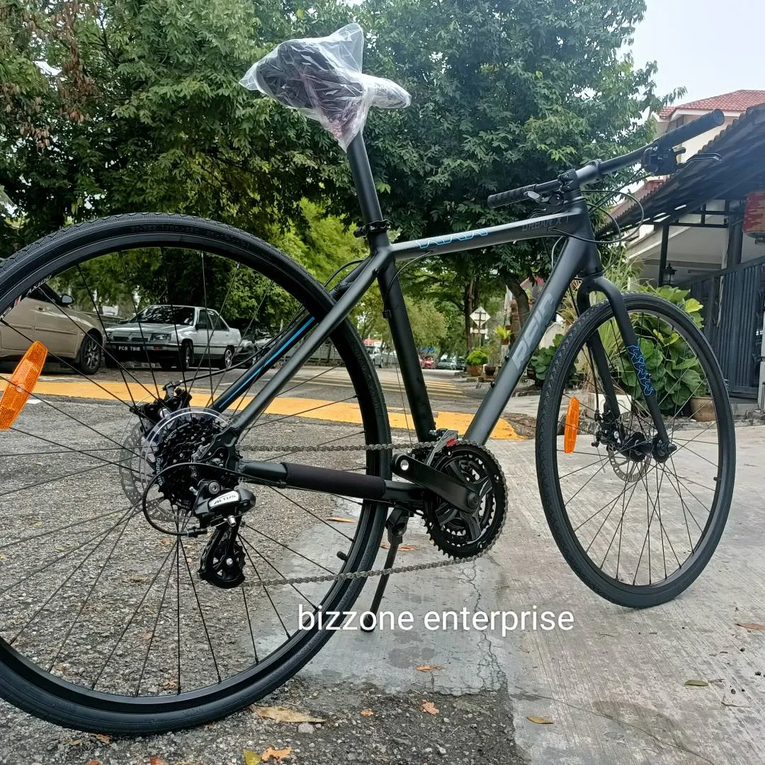 700CC REID URBAN X1 HYBRID CITY BIKE
