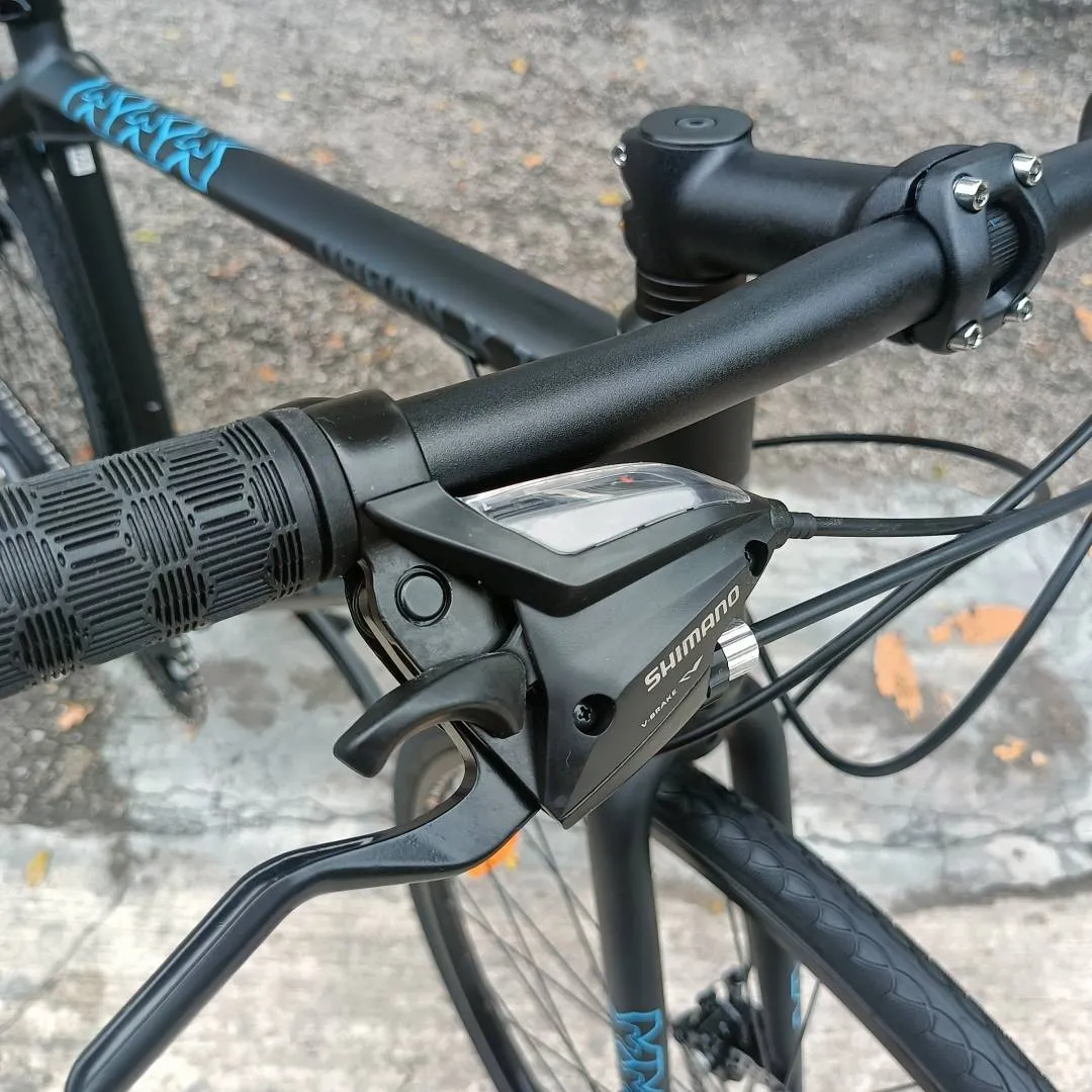 700CC REID URBAN X1 HYBRID CITY BIKE