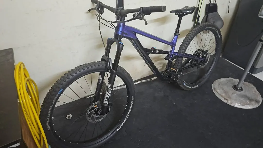 Polygon  Siskiu T8