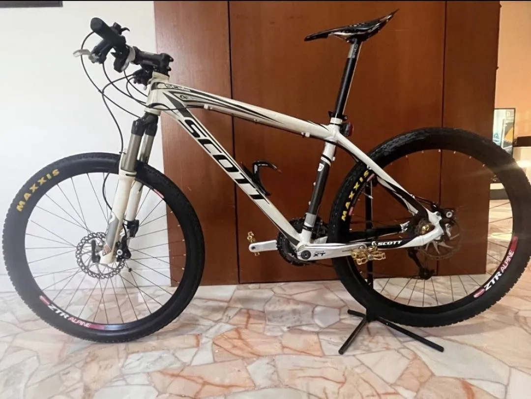 Scott Scale 40