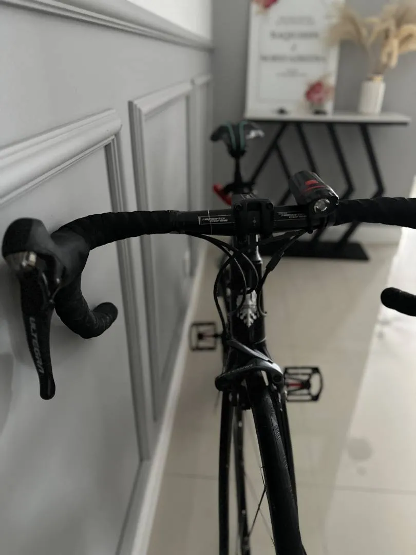 WTS: BIANCHI ARIA AERO ULTEGRA DISC 50/34