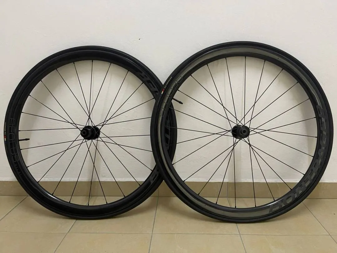 Bontrager Aerolus RSL 37 disc road wheel