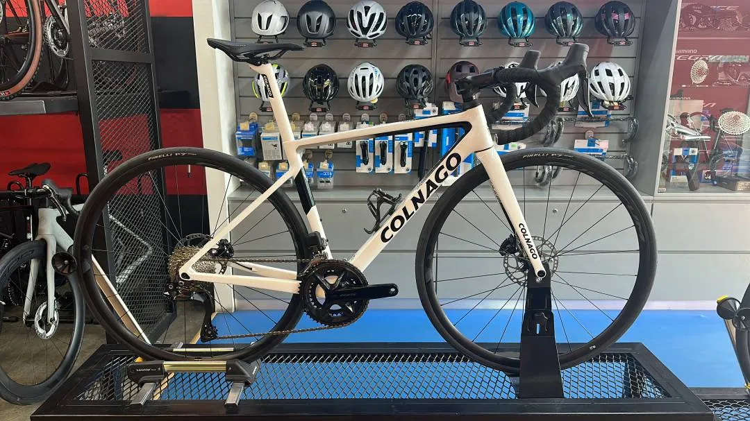 COLNAGO V3 105 DI2 SALE SIZE 45 WHITE