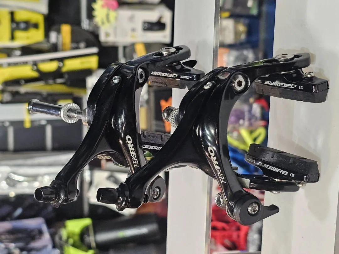 TEKTRO CALIPER BRAKE W/JAGWIRE PAD