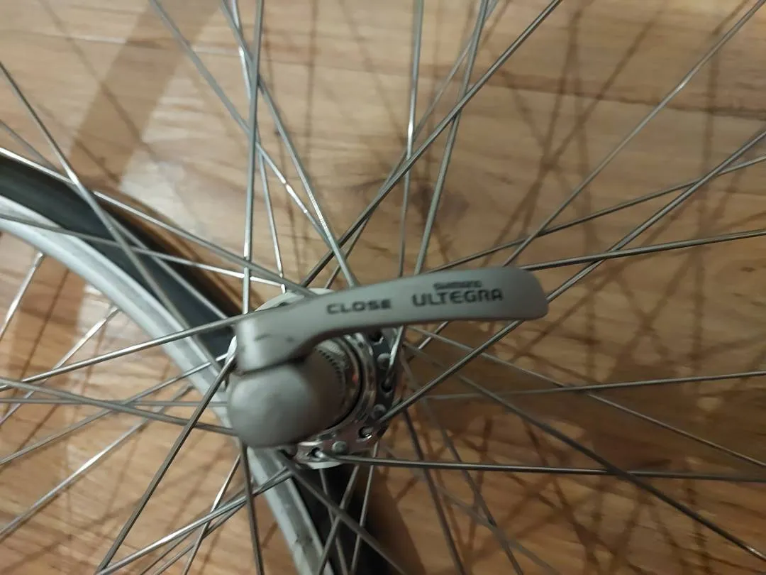 Shimano Ultegra 9 speed groupset &amp; wheelset