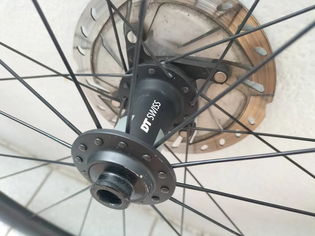 Roval Terra C carbon gravel wheelset