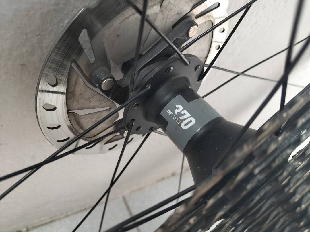 Roval Terra C carbon gravel wheelset