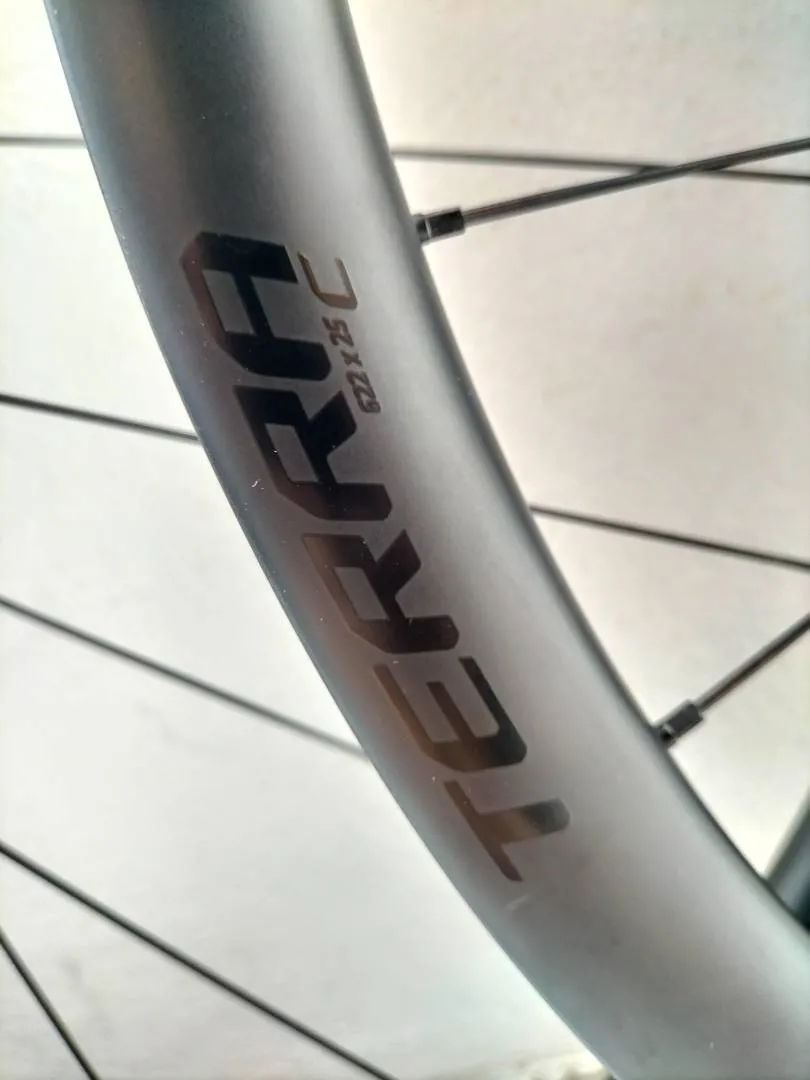 Roval Terra C carbon gravel wheelset