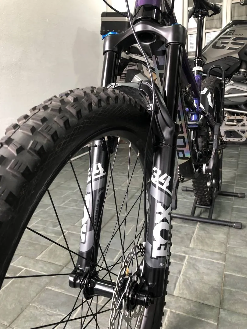 Polygon Siskiu T8 medium 27.5