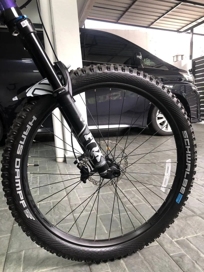 Polygon Siskiu T8 medium 27.5