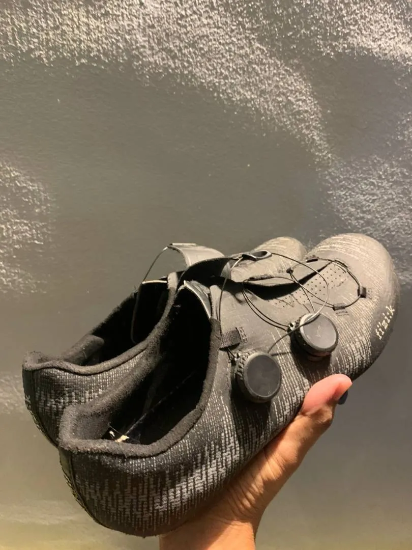 FIZIK VENTO INFINITO KNIT CARBON WIDE SHOES