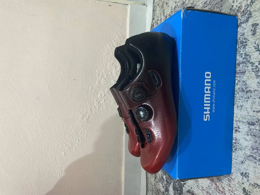 Shimano SH RC-701