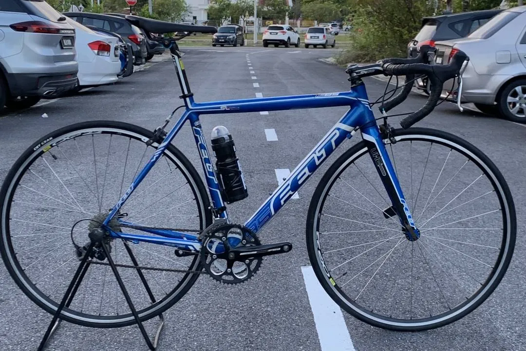 Road bike Felt F85