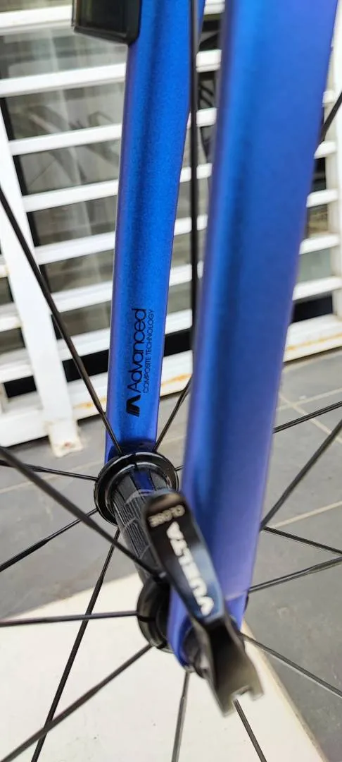 Road Bike (Giant TCR ADVANCED PRO 1)