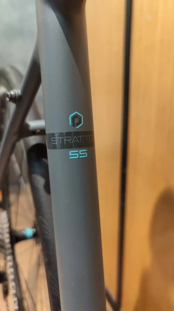 USED Polygon Stratos S5 Disc Road Bike