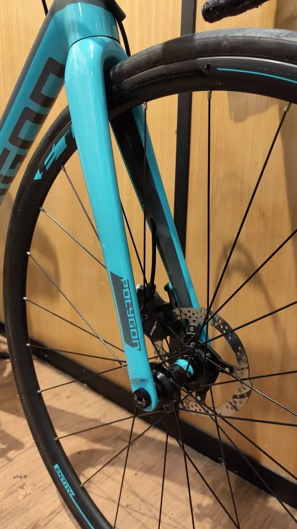 USED Polygon Stratos S5 Disc Road Bike