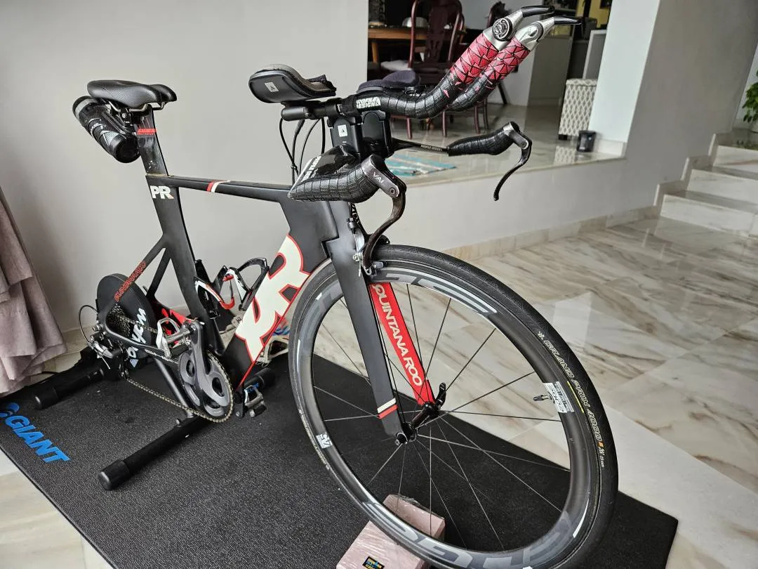 Quantana Roo PR6 Tri Bike @ IM/half IM race ready size 50