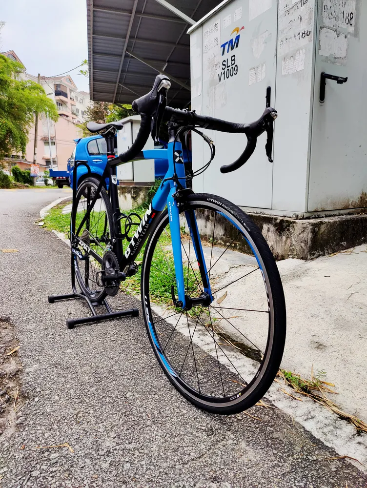Decathlon BTWIN Ultra 700 AF Road Bike