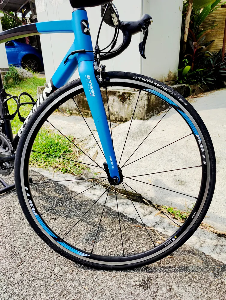 Decathlon BTWIN Ultra 700 AF Road Bike