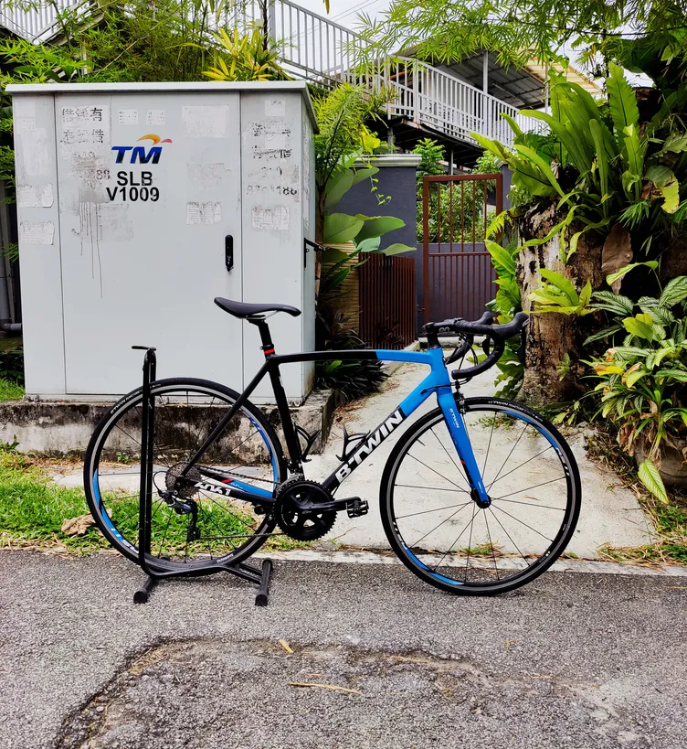 Decathlon BTWIN Ultra 700 AF Road Bike