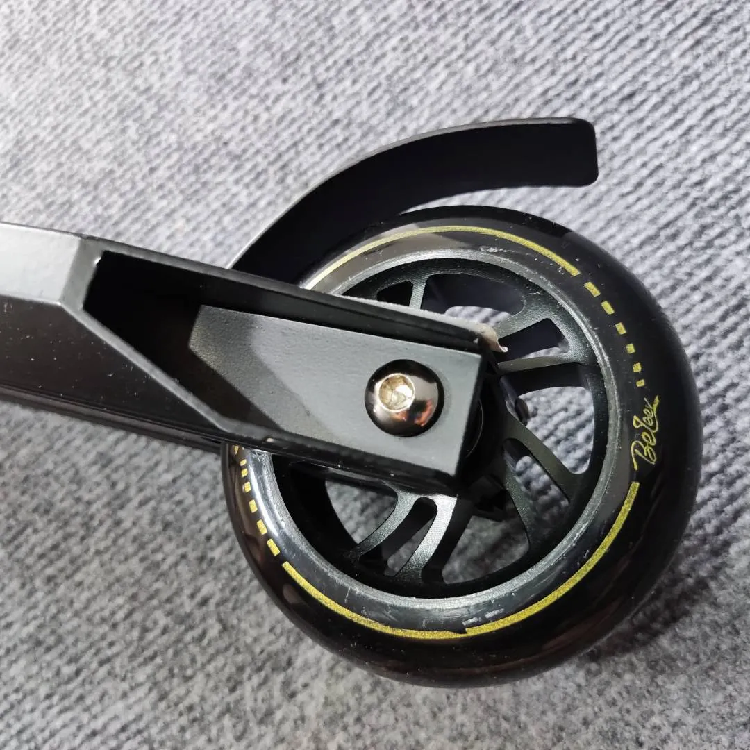 BELEEV Stunt Scooter ABEC-9 Entry Level Freestyle Kick Scooters